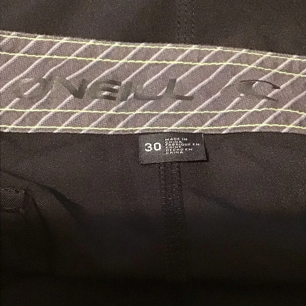 O'Neill Black Board Shorts Sz 30‎